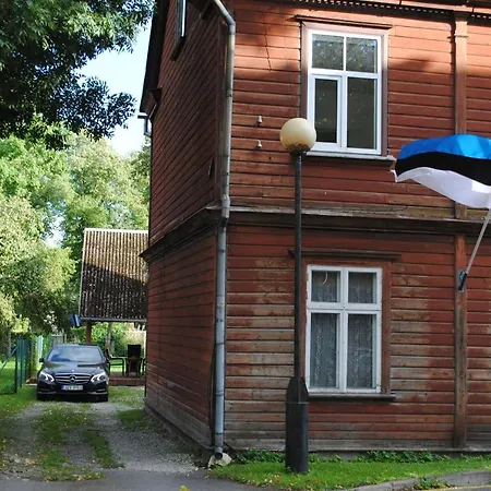 Aadelheide Family Apartmán
